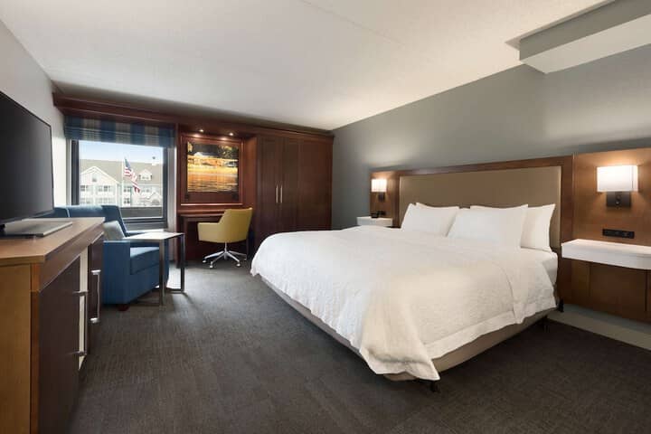 Room 14 of 30