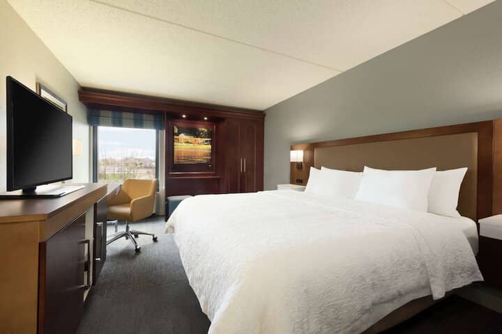 Room 15 of 30